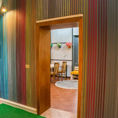 Our Way & Oda ve Kahvaltı