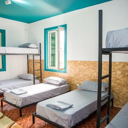 Couette-café Our Way Guest House&hostel *