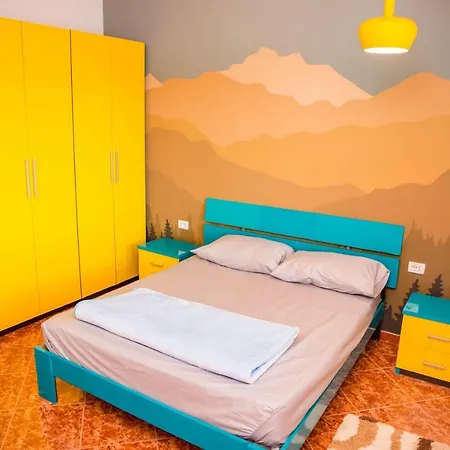 Our Way Guest House&hostel Couette-café *