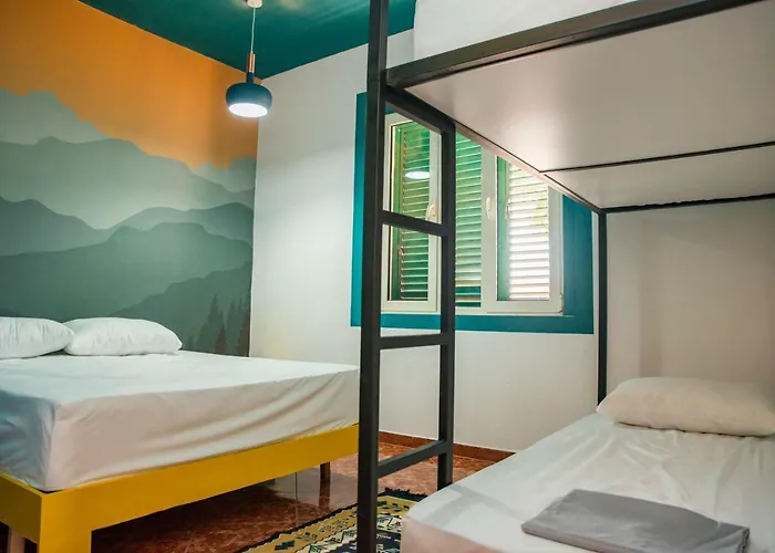 Our Way & 住宿加早餐酒店 *