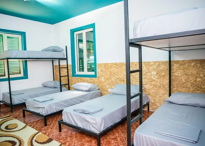 住宿加早餐酒店 Our Way & *