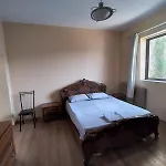 Bed & Breakfast Our Way & *