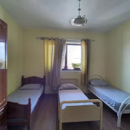 Bed & Breakfast Our Way &