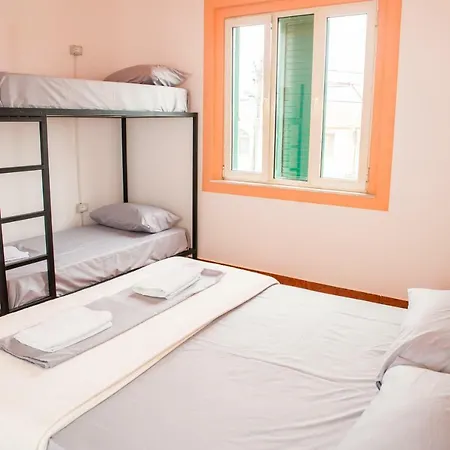 Bed and Breakfast Our Way & Σκόδρα