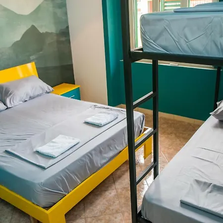 Our Way & Bed & Breakfast