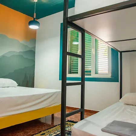Our Way & Bed & Breakfast *
