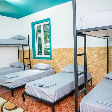 Bed & Breakfast Our Way & *